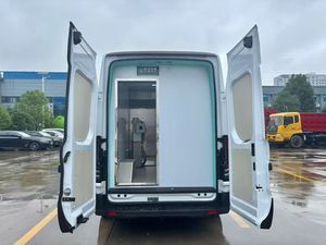 Vente personnalisée de nouveaux véhicules médicaux d'urgence CHUFEI, transmission automatique diesel, émissions Euro 3, ambulances de 3 à 8 m - Product Image 3