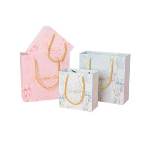 Set de Regalo Corporativo 2025, Bolsa de Compras de Papel Portátil de Gran Tamaño, de Lujo y a Precio Económico para Mujer - Product Image 1