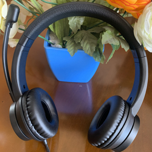 <span class=keywords><strong>Usb</strong></span> On-Ear Hoofdtelefoon Met Microfoon Volumeregeling Voor Laptop/Pc Led Batterij Indicator Call Center <span class=keywords><strong>Headset</strong></span> Voor Computer - Product Image 2