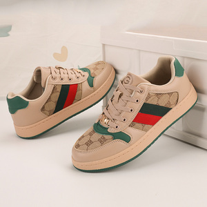 Baskets de luxe personnalisées style rétro, chaussures de marche de créateur avec logo original, fermeture à lacets, antidérapantes, légères et respirantes – Nouveauté tendance - Product Image 6