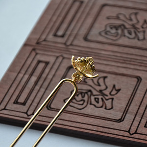 กิ๊บติดผมรูปดอกไม้ชุบทองรูปตัวยูคู่ สำหรับทำเครื่องประดับ DIY - Product Image 1