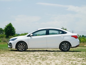 Chery Arrizo 5 Berlina Benzina 1.5L Guida a Sinistra Luci LED Touch Screen Multi-Airbag <span class=keywords><strong>e</strong></span> ESP - Product Image 4