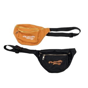 Sac banane personnalisé avec logo, étanche et tendance, pour sports de plein air, idéal pour cadeaux promotionnels et d'affaires - Product Image 1