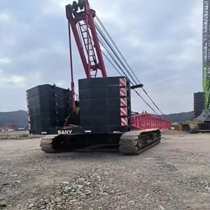 Grue sur chenilles SCC2000A 200T d'occasion, machine de construction en bon état, composants essentiels : moteur, pompe, jaune, 80000 kg - Product Image 3