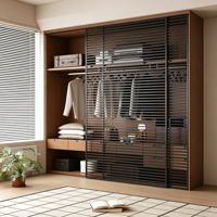 Système de penderie au sol en bois minimaliste italien, écologique, durable, grande capacité, cadre de luxe, armoire ouverte modulaire personnalisable