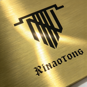 Tarjeta de Visita Metálica de Latón Personalizada al por Mayor con Logotipo en Relieve para Membresía VIP de Salón de Belleza - Product Image 1