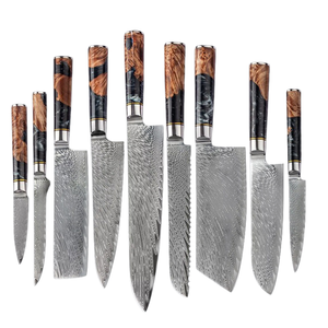 Ensemble de 9 couteaux de cuisine Damas à manche en bois de résine, couteaux de chef japonais, vente directe usine, personnalisation possible pour la vente au détail et l'hôtellerie (HORECA) - Product Image 1
