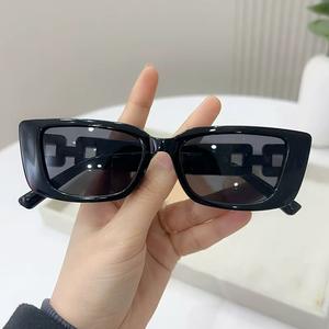 แว่นกันแดดทรงสี่เหลี่ยมสำหรับผู้หญิง Miss Style สีดำ ป้องกันรังสียูวี 380 แฟชั่นทันสมัย - Product Image 3