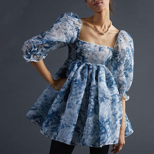 2023 personnalisé décontracté été <span class=keywords><strong>Vintage</strong></span> élégant en mousseline de soie court <span class=keywords><strong>jupon</strong></span> Mini mode vêtements smocké chic femmes <span class=keywords><strong>robe</strong></span> pour dame - Product Image 1