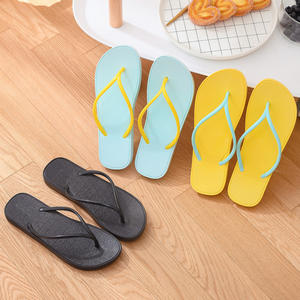 Chanclas de Moda para Mujer, Sandalias Planas de Verano Antideslizantes para Playa, Parte Superior de PVC con Estampado Colorido - Product Image 4