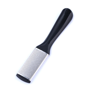 Râpe à pieds double face, pierre à poncer pour les pieds, grattoir pour les pieds, brosse exfoliante pour les pieds, éliminateur de callosités des talons, brosse exfoliante pour les pieds à usage domestique. - Product Image 3