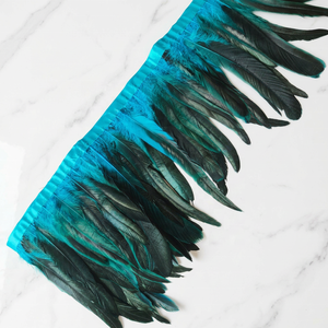 Plumas de Gallo Teñidas al por Mayor de 25-30 cm, Adorno de Plumas, Flecos Hechos <span class=keywords><strong>a</strong></span> Mano para Disfraces, Fiestas, Carnaval - Product Image 2
