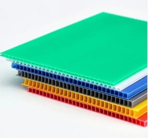 2mm-10mm Witte <span class=keywords><strong>PP</strong></span> Opvouwbare Polypropyleen Gegolfde Kunststof Holle Plaat voor Reclame, Maatwerk Snijden en Drukwerk - Product Image 1