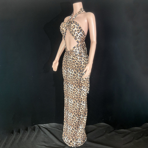 Đầm dạ hội sang trọng họa tiết da báo nâu, thiết kế gợi cảm khoét lưng, cổ halter, dự tiệc - Product Image 4