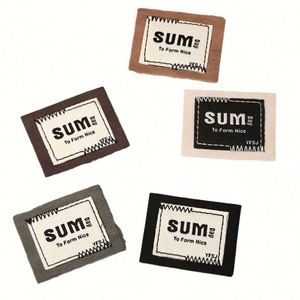 ป้ายเสื้อผ้าพิมพ์ลายตามสั่ง ราคาโรงงาน เป็นมิตรกับสิ่งแวดล้อม สำหรับเสื้อผ้า รองเท้า และกระเป๋า - Product Image 1