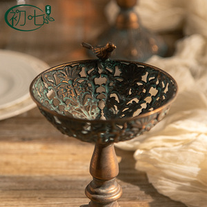 Juego de Bandejas Decorativas de Bronce Antiguo, Frutero Redondo de Hierro Estilo Rústico con Diseño de Pájaro, Decoración para el Hogar - Product Image 4