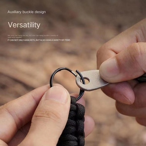Vente en gros d'accessoires de camping et de randonnée en plein air crochet porte-clés lanière Paracord tressée à sept cœurs avec mousqueton à bouche d'aigle - Product Image 5