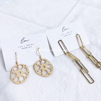 Carte d'emballage pour boucles d'oreilles en papier kraft naturel, impression de logo personnalisé, carte de présentation de bijoux, carte d'insertion pour emballage de bijoux vintage