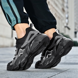 Chaussures décontractées pour hommes, baskets épaisses antidérapantes à semelle épaisse, respirantes, en maille et cuir mélangés, pour la marche quotidienne - Product Image 4