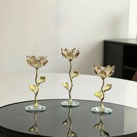 Luxuriöses Champagner-Kristall Lotus-Kerzenhalter-Set, 3-teilig, Goldener Kerzenständer, Hochzeitstisch-Dekoration, Wohnraumdekoration