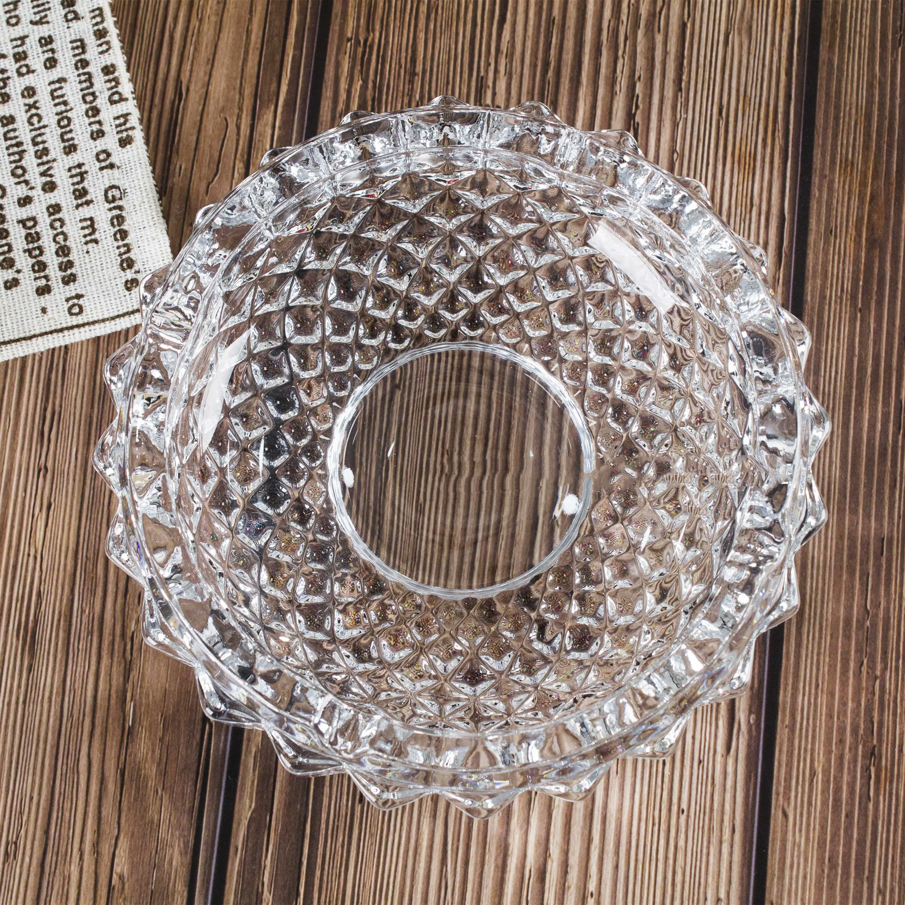 OEM異なる種類の形状の印刷されたカスタムロゴラウンドシガレットガラスパーソナライズされた灰皿灰皿