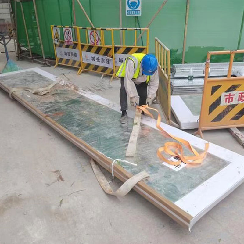 โปร่งใส