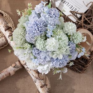 Bouquet d'hortensias artificiels CallaFloral bleu et blanc, décoration de mariage, fleurs faites à la main pour la décoration de la maison - Product Image 1