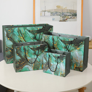 Bolsas de regalo de marca de lujo personalizadas Bolsa de papel de compras de cartón blanco con impresión de logotipo para pequeñas empresas - Product Image 2