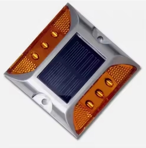 Светоотражающий светодиодный мигающий светильник на солнечной батарее - Product Image 2