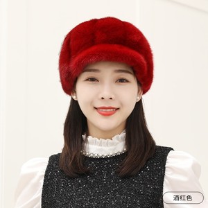 <span class=keywords><strong>Bonnet</strong></span> d'hiver en fourrure de vison véritable pour <span class=keywords><strong>femme</strong></span>, 7 couleurs, visière, chapeau chaud d'hiver de luxe avec <span class=keywords><strong>pompon</strong></span>, prêt à être expédié - Product Image 4