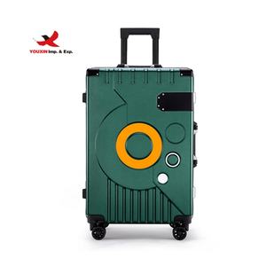 กระเป๋าเดินทางขนาดกะทัดรัดแบบพกพาพร้อมกุญแจล็อค TSA ล้อหมุนได้หลายทิศทาง โครงอะลูมิเนียม กระเป๋าเดินทางขึ้นเครื่องได้ - Product Image 1