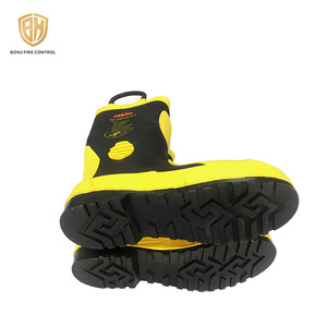 Chaussures <span class=keywords><strong>de</strong></span> <span class=keywords><strong>pompier</strong></span> résistantes au feu en caoutchouc, bottes <span class=keywords><strong>de</strong></span> <span class=keywords><strong>pompier</strong></span>, équipement <span class=keywords><strong>de</strong></span> sécurité, équipement <span class=keywords><strong>de</strong></span> <span class=keywords><strong>pompier</strong></span>, protection des pieds imperméable, vente chaude - Product Image 3