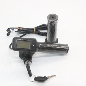 Ensemble de commande d'accélérateur de <span class=keywords><strong>scooter</strong></span> électrique avec écran LCD, ABS, couleur noire, six/huit broches (compatible universellement avec les vélos électriques, les motos, les scooters) - Product Image 3