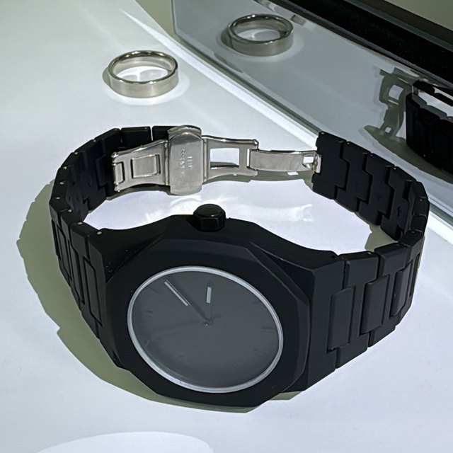 Men Quartz Fashion Watch with Water Resistance Extremely Simple Style Arabic Numerals Quartz Watch