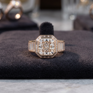 แหวนหมั้นสวยงาม 5.1 กะรัต D VS1 ทองคำแท้ 18k ชุบทองคำชมพู เพชรทรง Asscher เพชรเลี้ยงในห้องปฏิบัติการ รับรองโดย IGI - Product Image 2