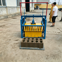 Machine à fabriquer des briques creuses pour petites entreprises, machine à fabriquer des blocs de pavage en ciment emboîtables, vente chaude en Afrique