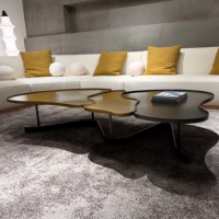 Ensemble de tables basses modernes imbriquées avec finition en métal doré et noir, table bicolore pour la maison, le salon