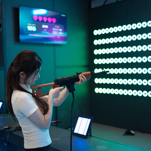 Équipement de tir au laser intelligent Pixfi Games, jeu de tir au laser VR et jeu de tir au laser interactif - Product Image 1