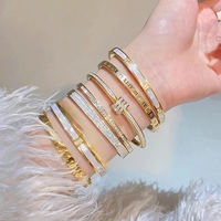 Gelang Mewah Tahan Air Baja Anti Karat Lapis Emas 18K dengan Zirkon CZ untuk Wanita, Perhiasan Fashion Model Jepret