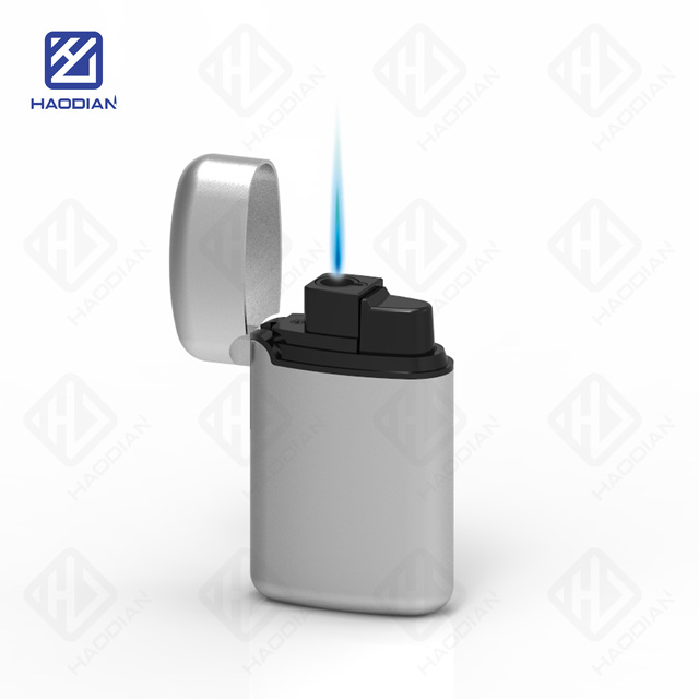 New Fashion Special Hot Selling Classic Camping Torch Mini Metal Refillable Custom Logo Lighters Wholesale