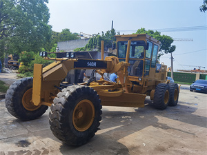 รถเกรดเดอร์ CAT 140H นำเข้าครบชุด ควบคุมด้วยระบบไฮดรอลิกเต็มรูปแบบ สำหรับงานปรับปรุงถนนในเขตเทศบาล - Product Image 2