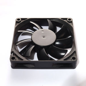 Haute vitesse 8015 80x80x15mm <span class=keywords><strong>ventilateur</strong></span> de refroidissement DC à faible bruit vitesse Variable grand <span class=keywords><strong>débit</strong></span> d'air 5V <span class=keywords><strong>12V</strong></span> 24V <span class=keywords><strong>ventilateur</strong></span> axial vertical - Product Image 5