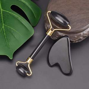 Rodillo Facial de Piedra de <span class=keywords><strong>Jade</strong></span> Natural Negra con Doble Piedra para Alivio de la Tensión, Estiramiento Facial y Reafirmación de la Piel - Product Image 2