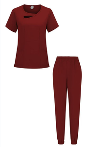 Uniformes de gommage à manches courtes avec fentes latérales Ensembles de gommage tissés féminins pour les cliniques hospitalières et l'usage médical - Product Image 2