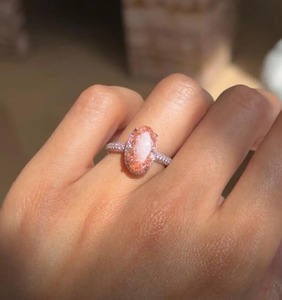 แหวนเพชรเลี้ยงในห้องปฏิบัติการขายดีอันดับต้นๆ ดีไซน์โซลิแทร์ทอง 14K ความใส VVS ของขวัญสำหรับงานหมั้น งานแต่งงาน และวันครบรอบ มีจำหน่ายแล้ว - Product Image 1