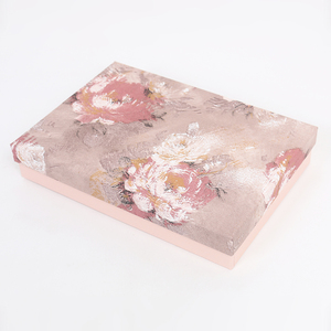 Cao cấp giấy cứng hộp quà <span class=keywords><strong>t</strong></span>ặng cho chiếc khăn mũ quần áo Quà <span class=keywords><strong>t</strong></span>ặng sinh nhậ<span class=keywords><strong>t</strong></span> với lớp phủ UV dập nổi Matt cán - Product Image 6