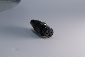 Conector XLR Hembra/Macho de Metal de 3 Pines <span class=keywords><strong>REAN</strong></span> RC3M/RC3F para Equipos de Audio de Alta Gama (Negro/Plateado) - Product Image 2