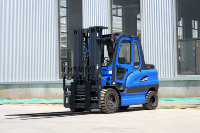 Montacargas Eléctrico Heftruck de 5 Toneladas, Elevación de 5m, Batería de Litio, Desplazador Lateral Hidráulico para Trabajo Pesado en Terrenos Difíciles, Certificado CE