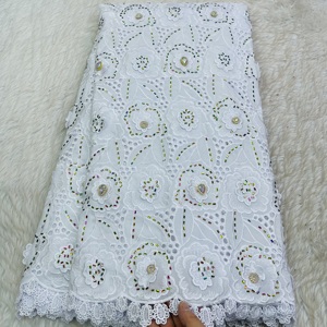 2025 vente chaude coton africain Voile dentelle avec cristal broderie exclusive <span class=keywords><strong>suisse</strong></span> dentelle motif bordure grandes pierres pour les femmes robe - Product Image 2