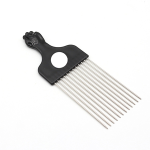 Fourchette à <span class=keywords><strong>cheveux</strong></span> <span class=keywords><strong>bouclés</strong></span> <span class=keywords><strong>pour</strong></span> hommes Peigne à l'huile Peigne à texture afro Peigne à <span class=keywords><strong>cheveux</strong></span> démêlé Perruque tressée <span class=keywords><strong>Brosse</strong></span> à <span class=keywords><strong>cheveux</strong></span> - Product Image 3
